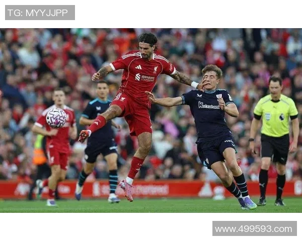 加克波的崛起与挑战：从新星到足球世界的焦点之路